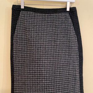 J. Crew gray black tweed pencil skirt size 4
